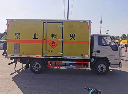 涟水爆破器材运输车技术升级与安全合规新趋势